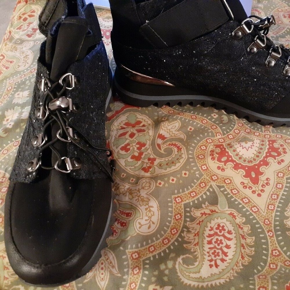 Gioseppo 39 8.5 8 1/2 black sneakers loafers shoes